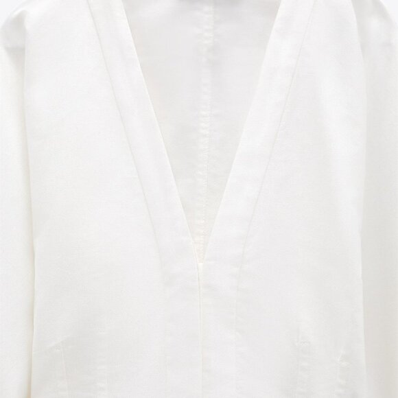ZARA WHITE SHIRT WITH DARTS - Picture 4 of 7